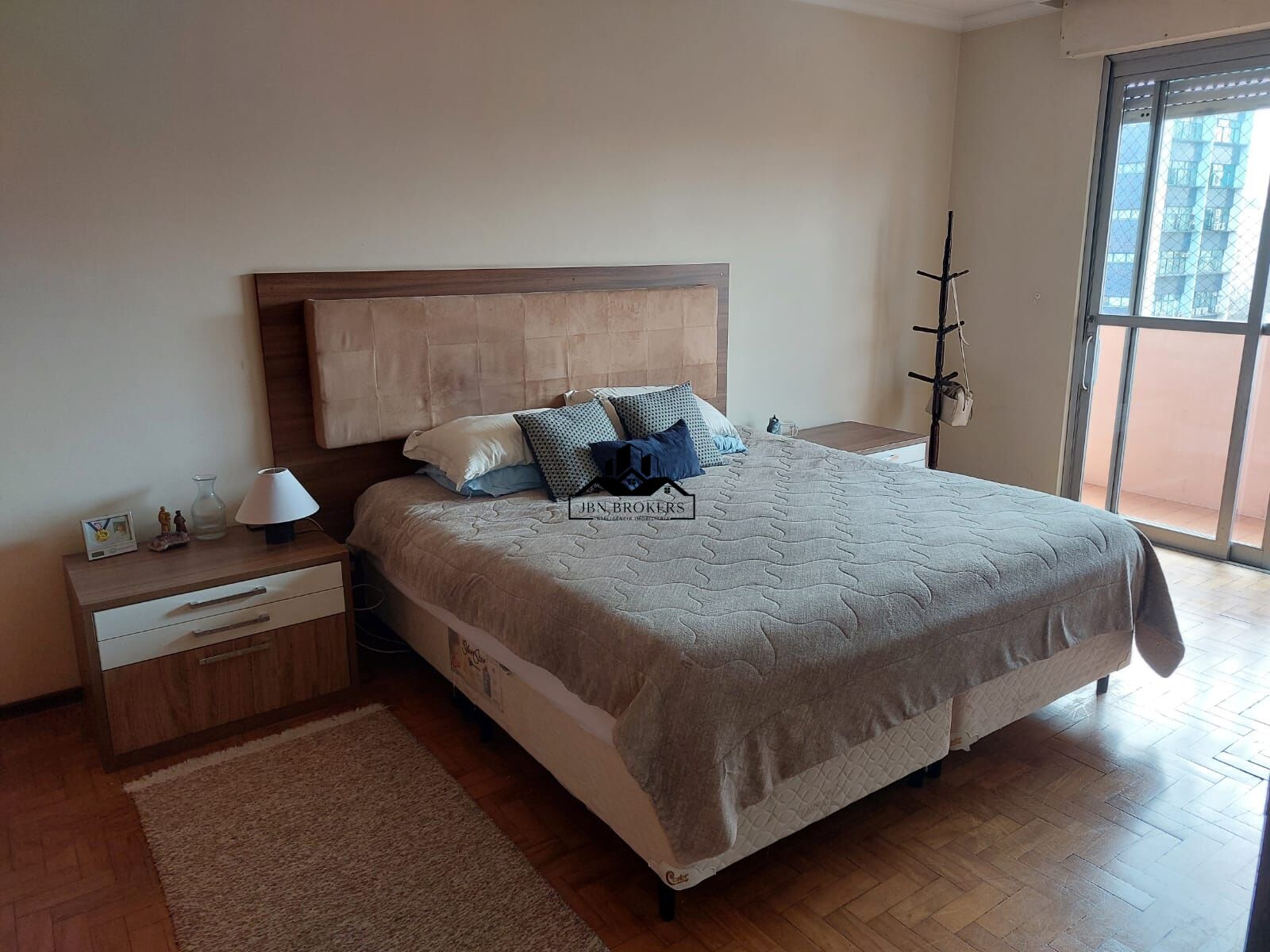 Apartamento à venda com 3 quartos, 170m² - Foto 19