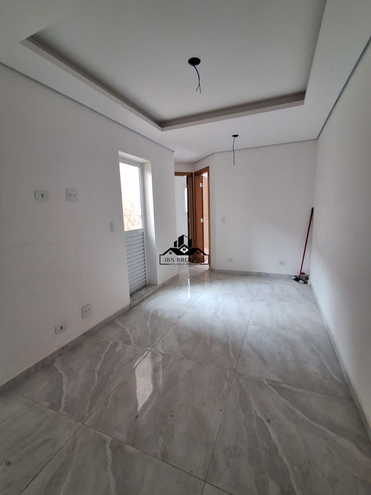 Apartamento à venda com 2 quartos, 42m² - Foto 1