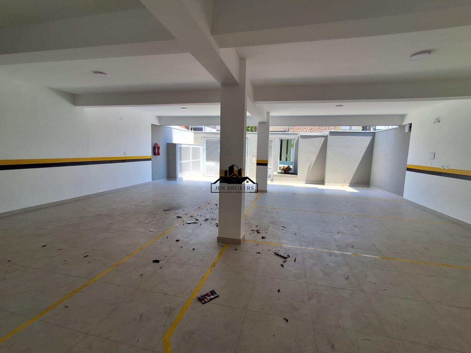 Apartamento à venda com 2 quartos, 42m² - Foto 19