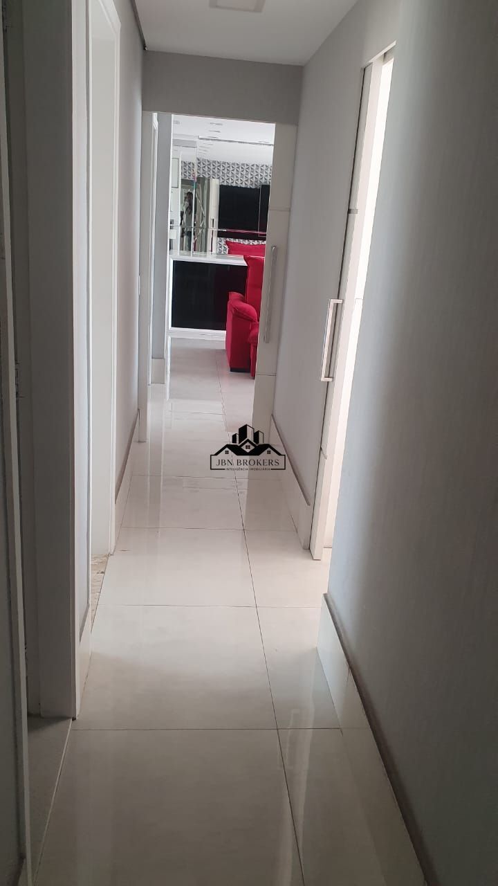 Apartamento à venda com 4 quartos, 140m² - Foto 17