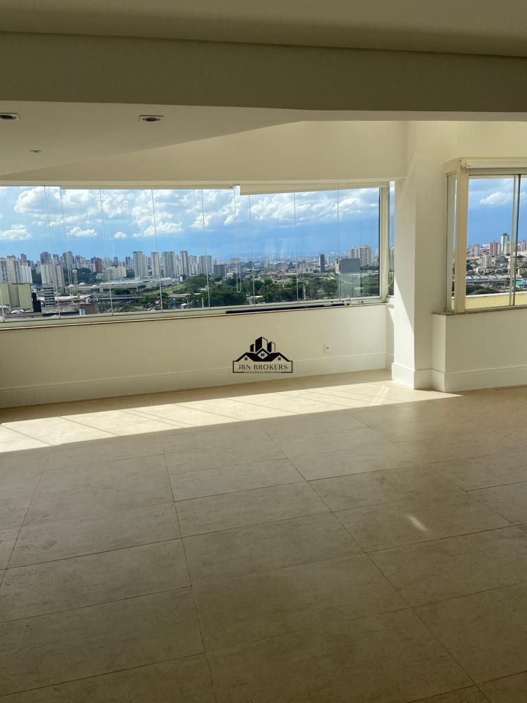 Apartamento à venda com 3 quartos, 228m² - Foto 2