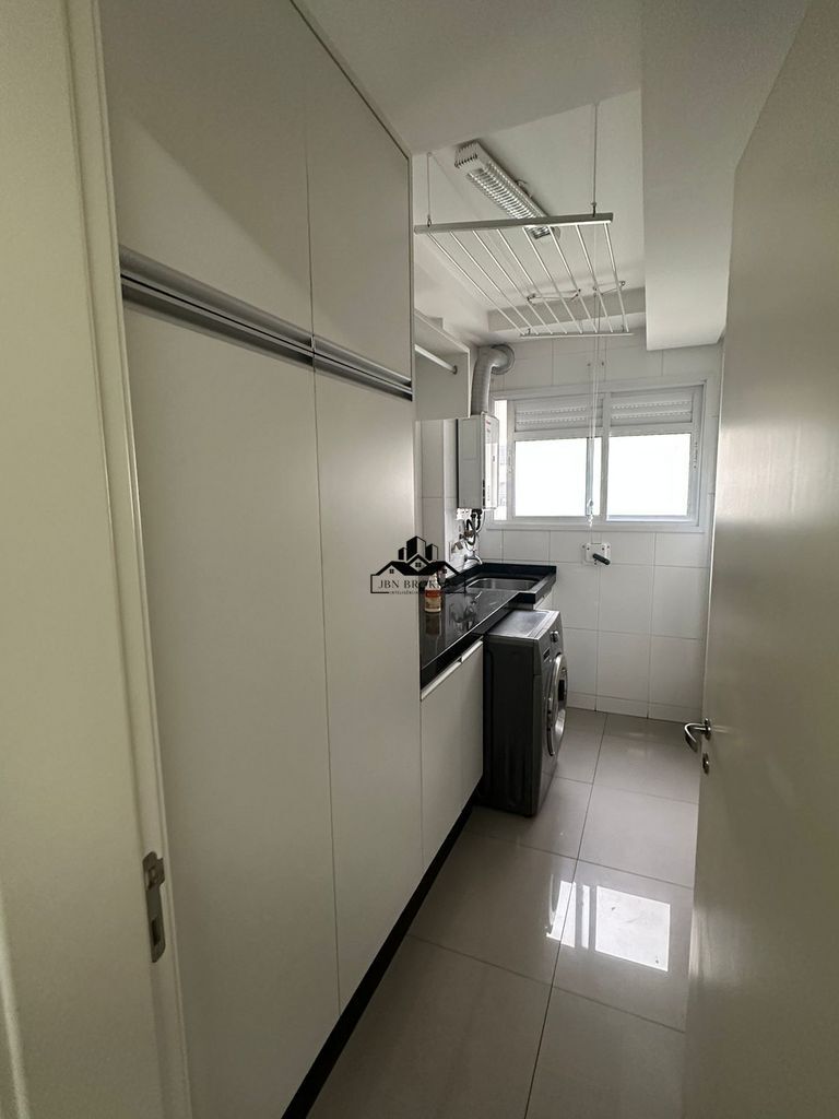 Apartamento à venda com 3 quartos, 177m² - Foto 10