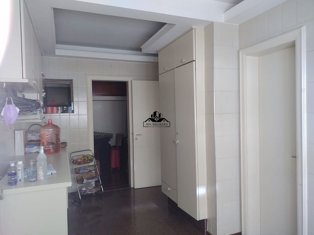 Apartamento à venda com 4 quartos, 188m² - Foto 11