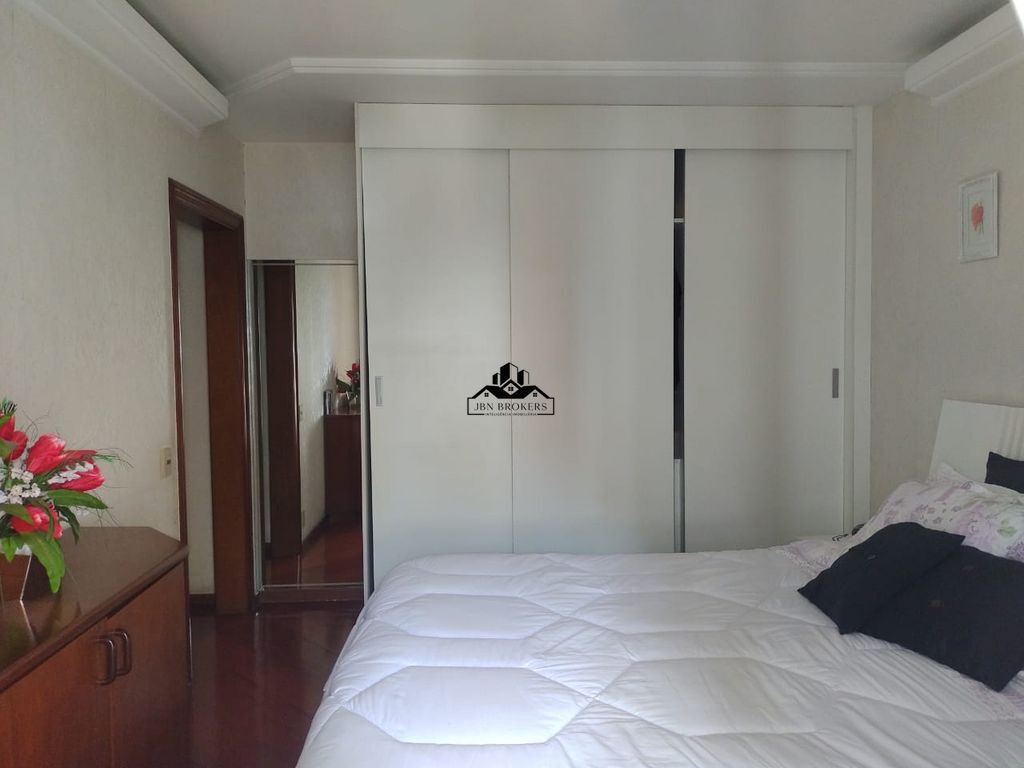 Apartamento à venda com 4 quartos, 188m² - Foto 15