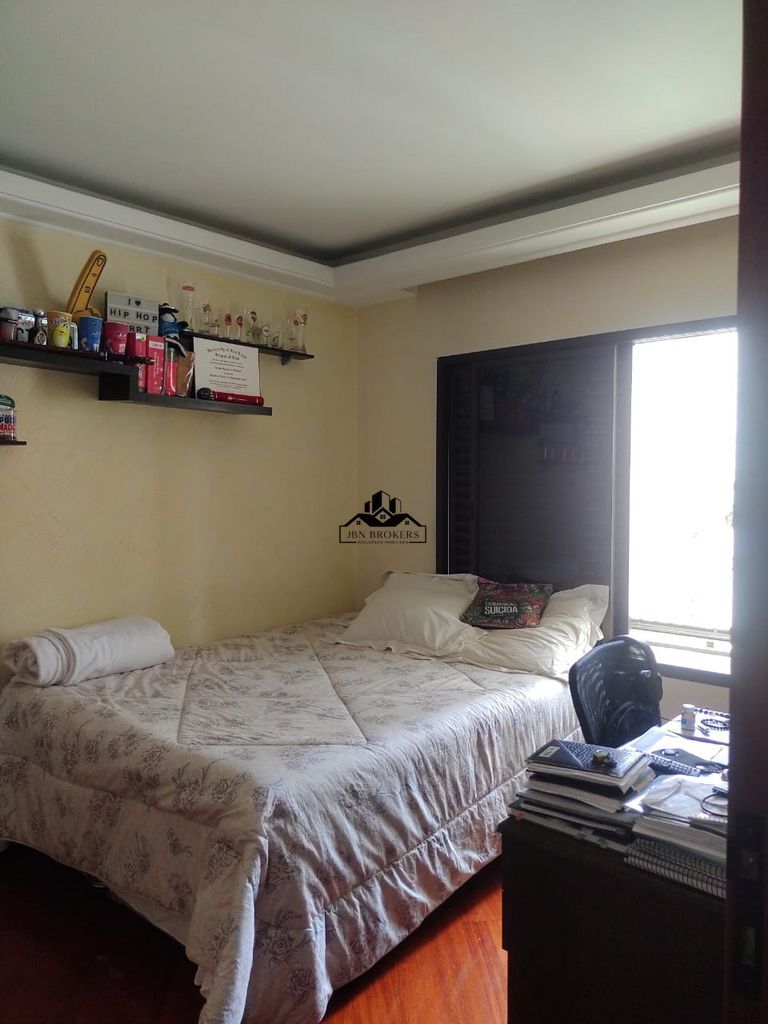 Apartamento à venda com 4 quartos, 188m² - Foto 7