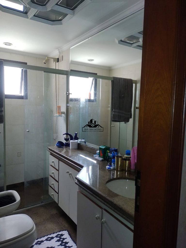 Apartamento à venda com 4 quartos, 188m² - Foto 32