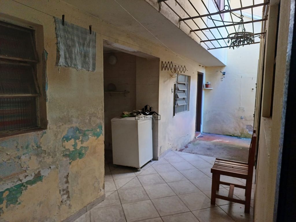 Casa à venda com 3 quartos, 180m² - Foto 17