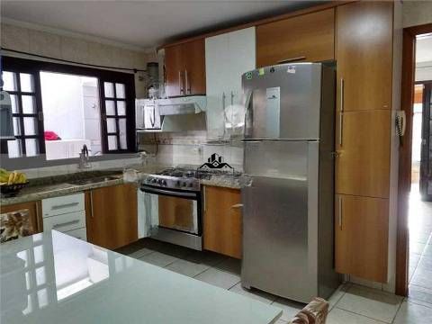 Sobrado à venda com 3 quartos, 140m² - Foto 2