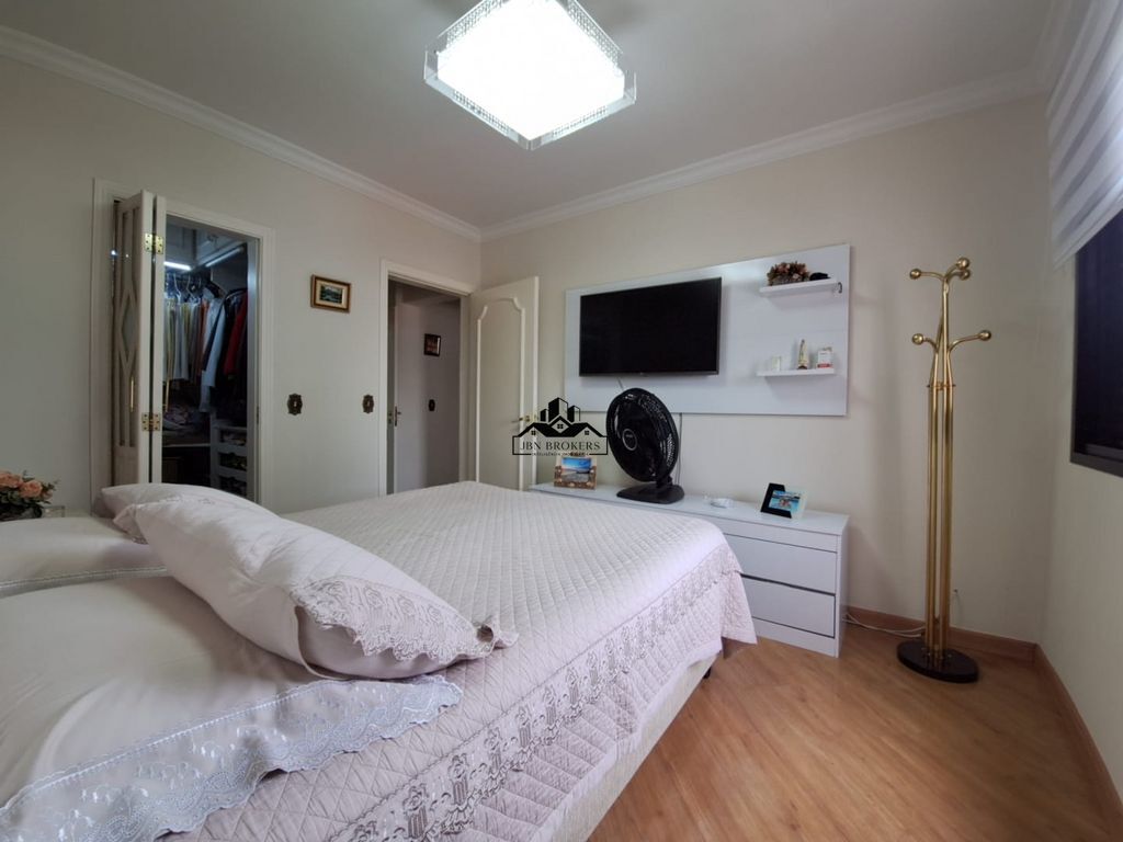 Apartamento à venda com 3 quartos, 188m² - Foto 30