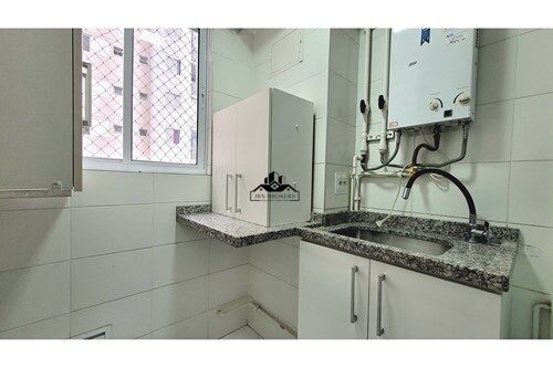 Apartamento à venda com 2 quartos, 64m² - Foto 18