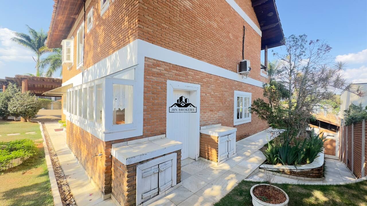 Casa à venda com 7 quartos, 1100m² - Foto 50