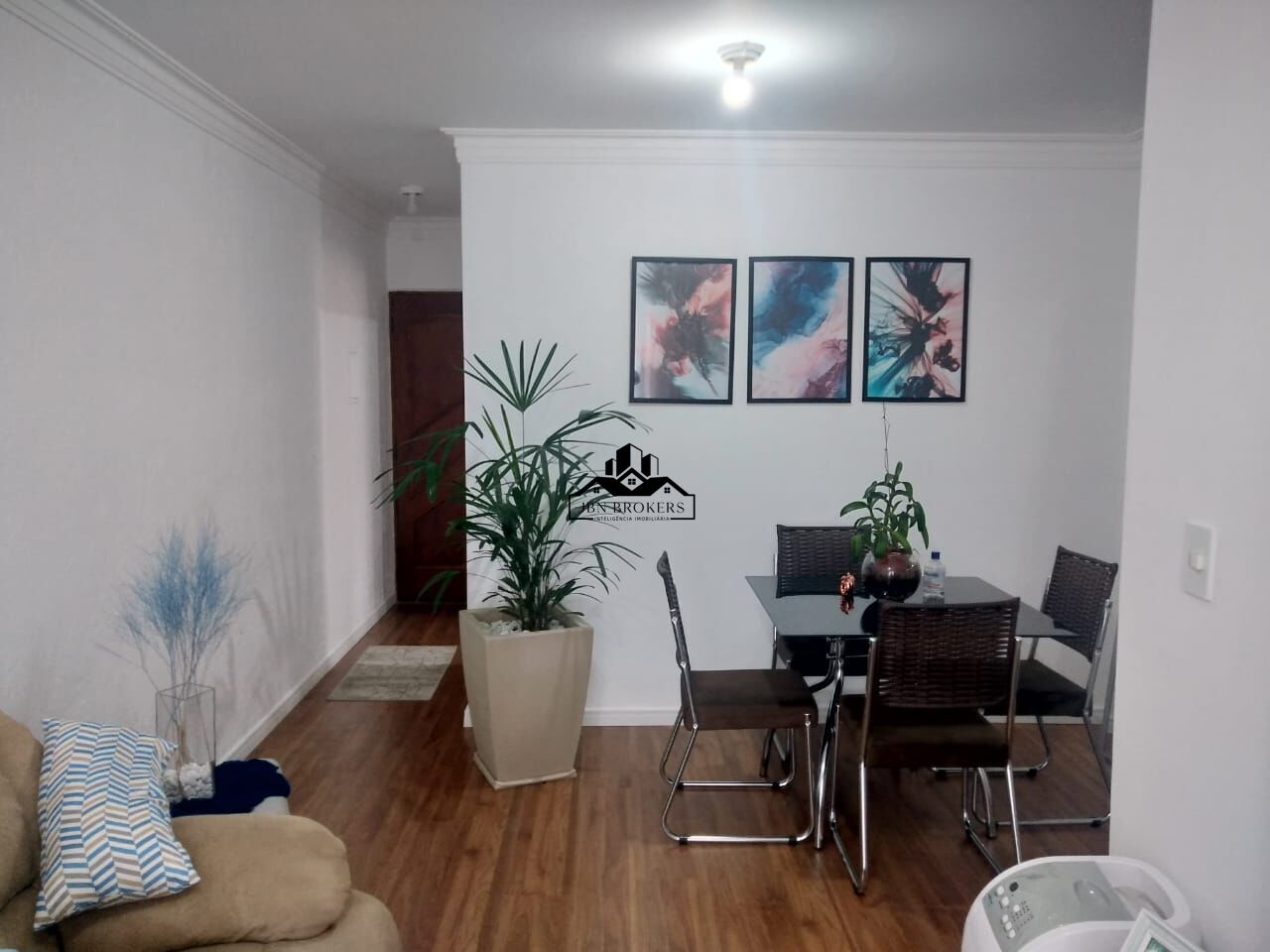 Apartamento à venda com 2 quartos, 56m² - Foto 2