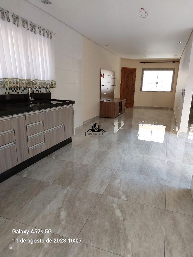 Casa à venda com 3 quartos, 193m² - Foto 1