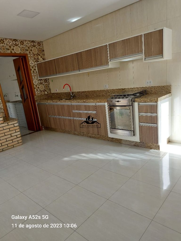 Casa à venda com 3 quartos, 193m² - Foto 9