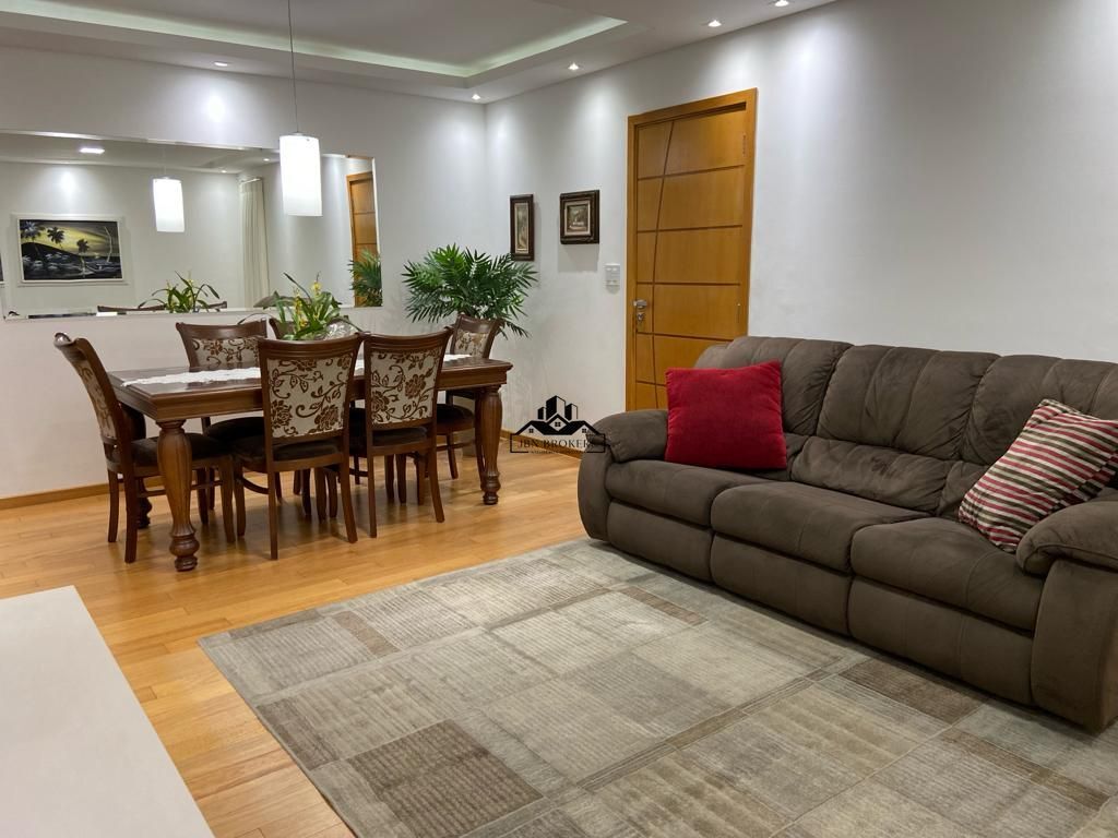 Apartamento à venda com 3 quartos, 173m² - Foto 1