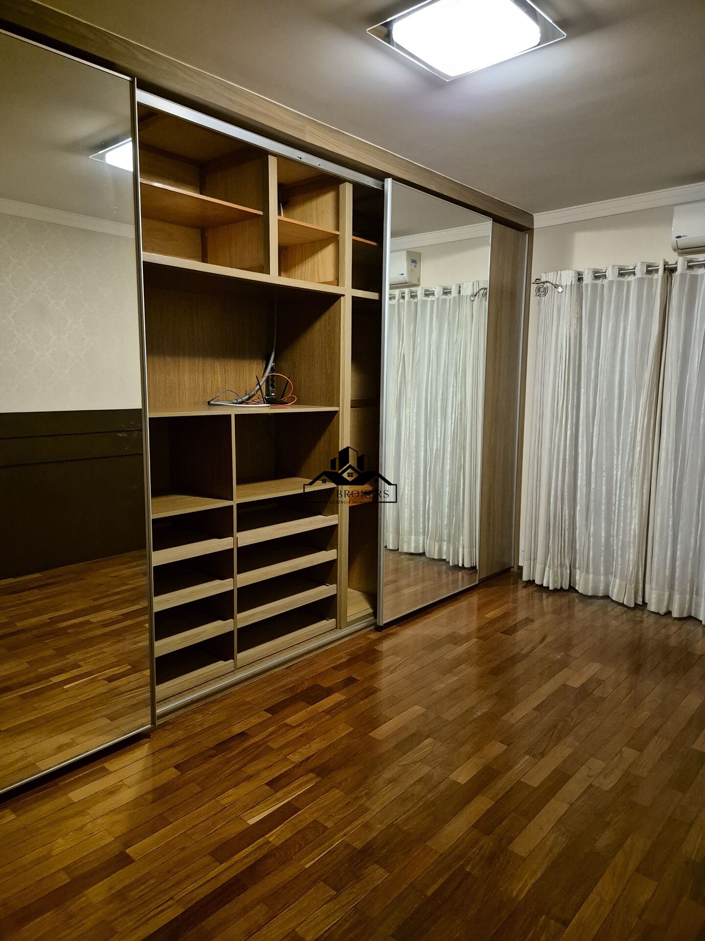 Sobrado à venda com 3 quartos, 300m² - Foto 22