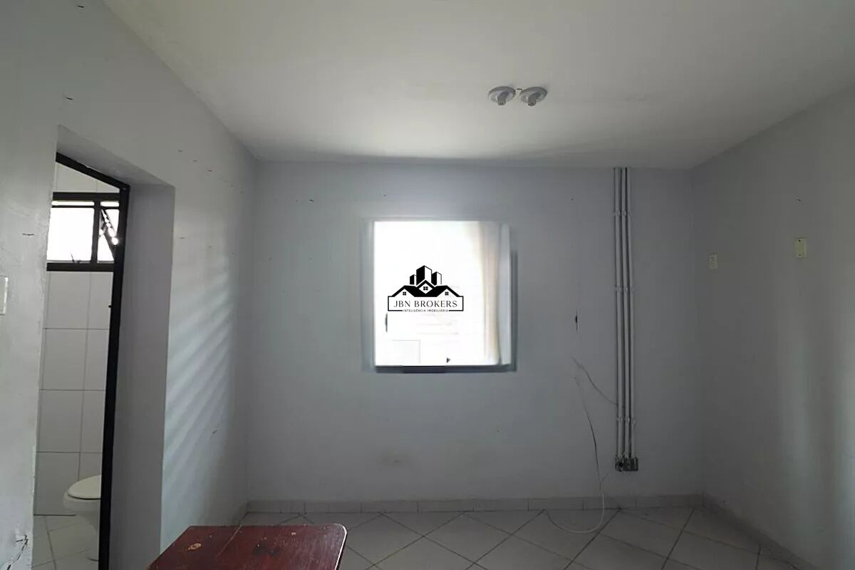 Casa à venda com 2 quartos, 267m² - Foto 10