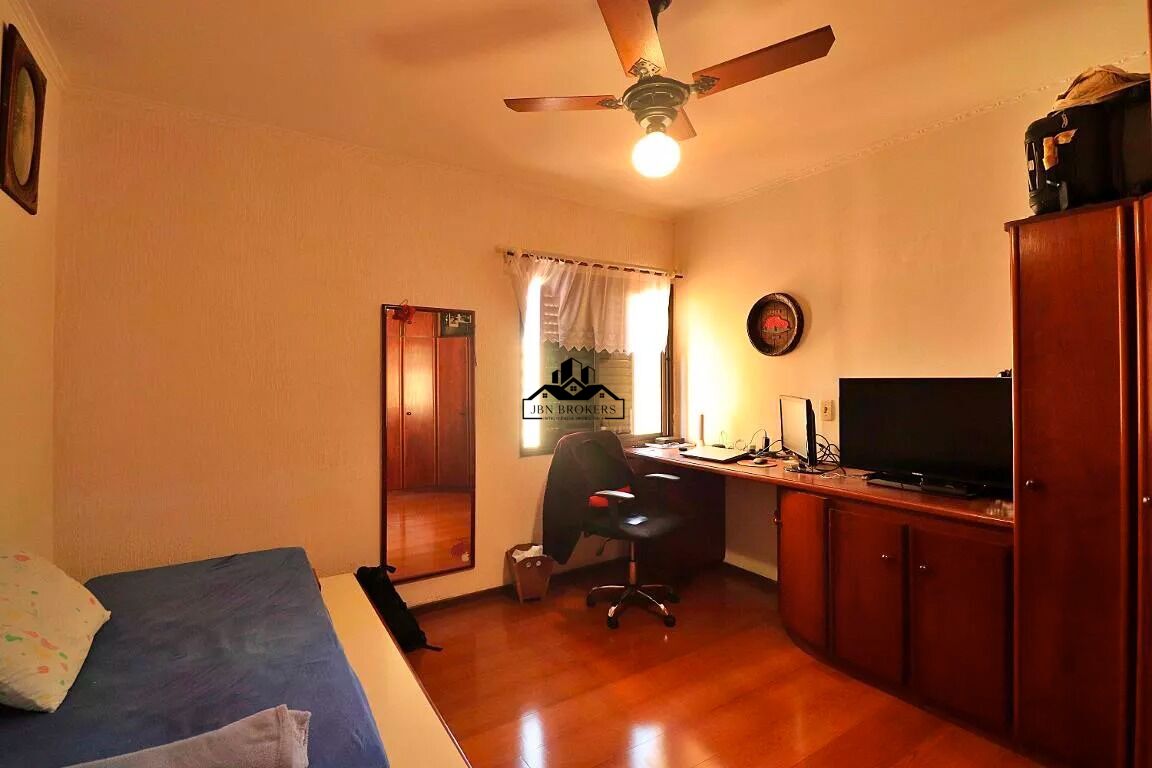 Apartamento à venda com 3 quartos, 135m² - Foto 3