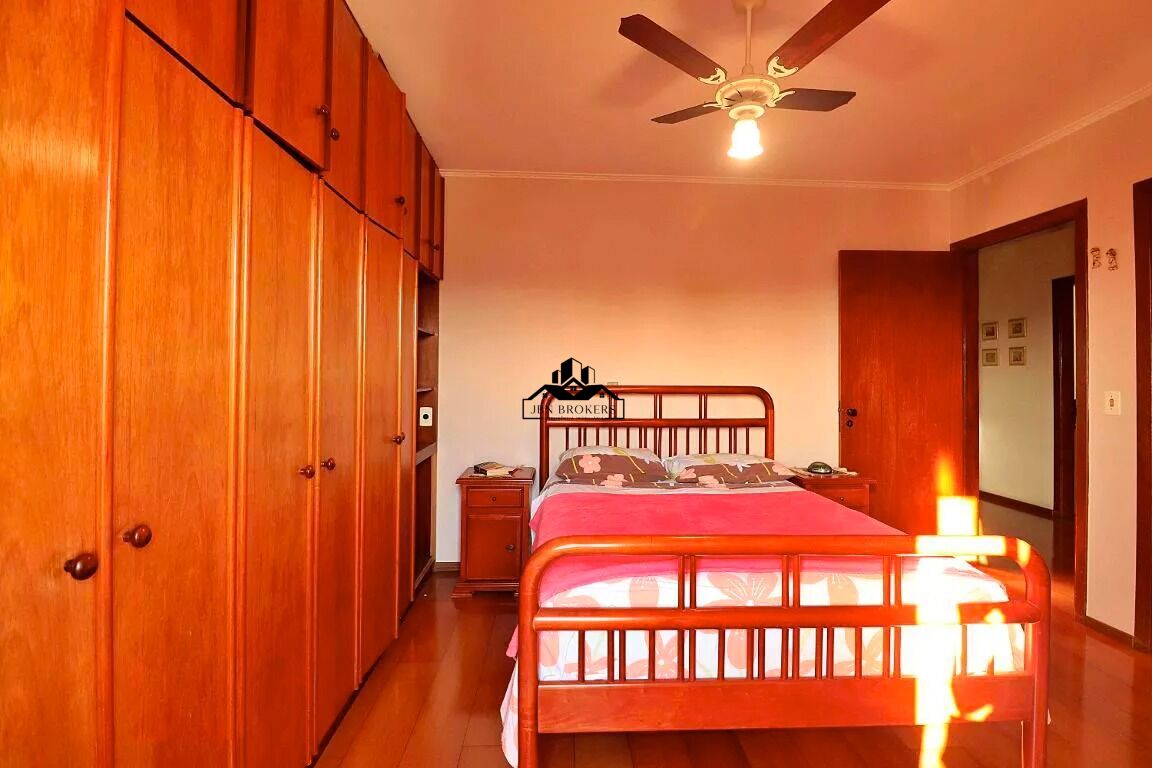 Apartamento à venda com 3 quartos, 135m² - Foto 5