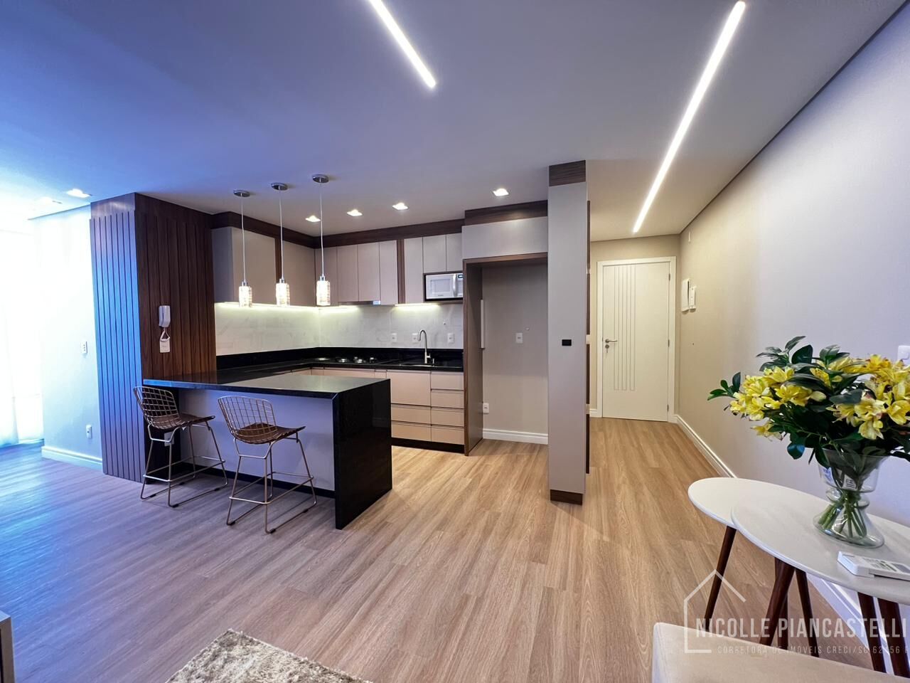 Apartamento à venda com 2 quartos, 77m² - Foto 5