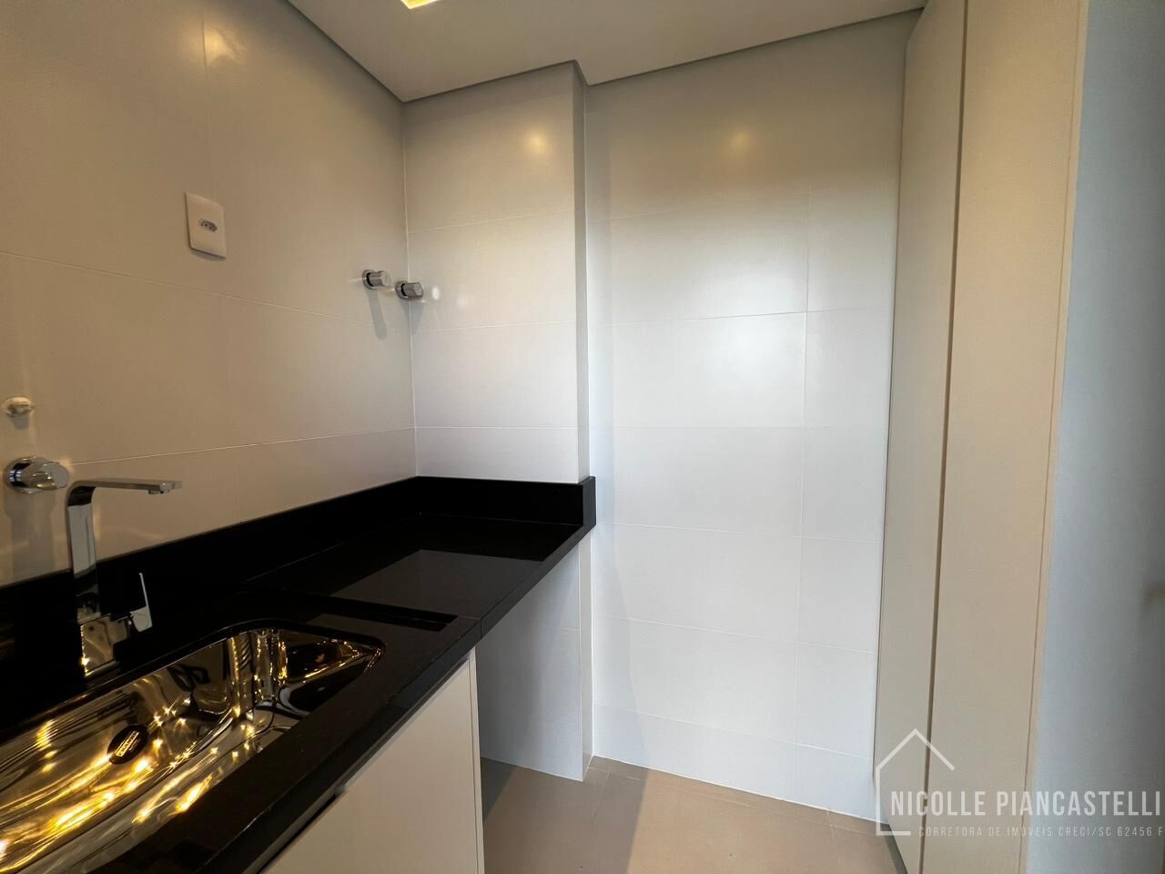 Apartamento à venda com 2 quartos, 77m² - Foto 15