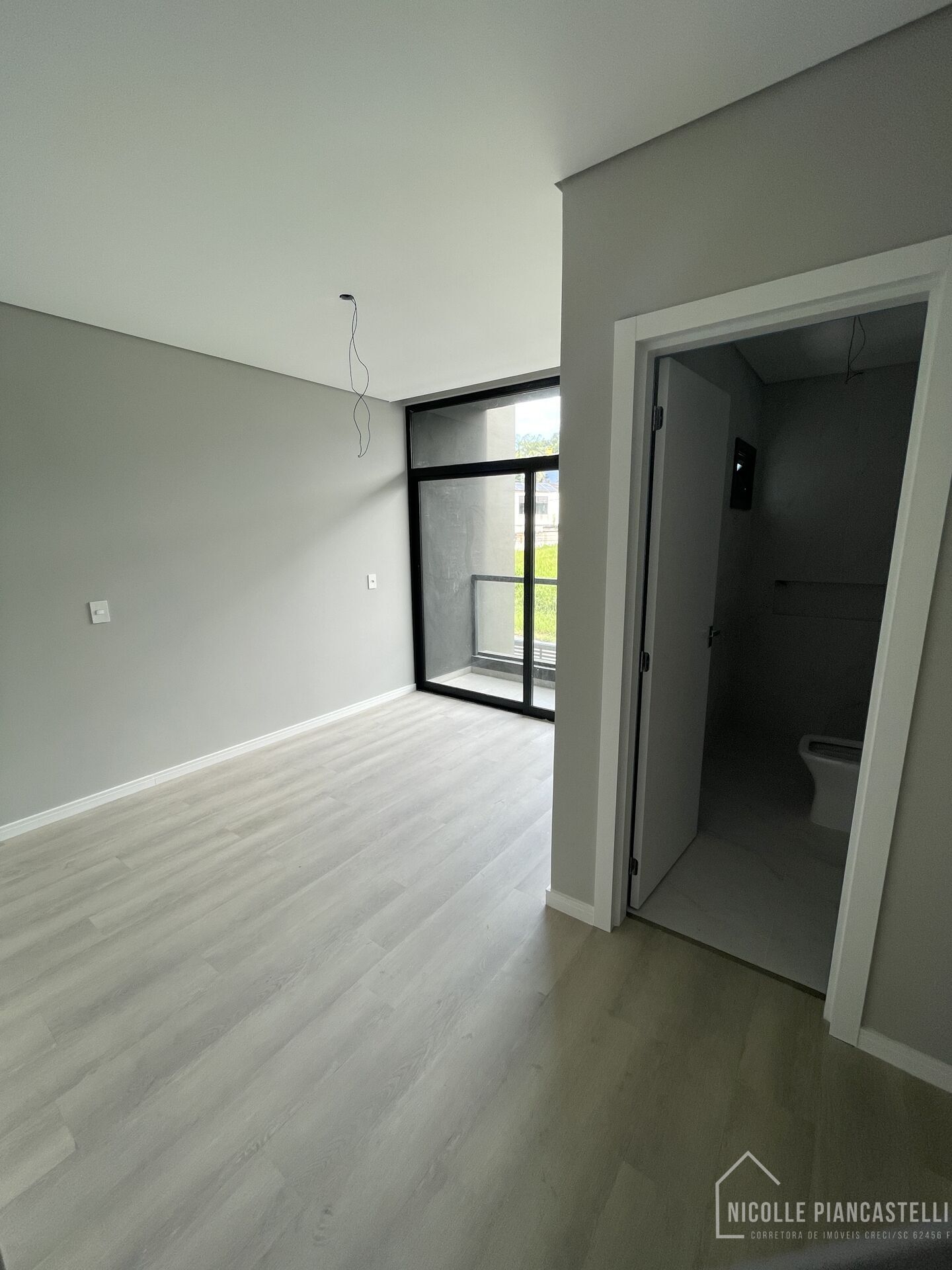 Casa à venda com 3 quartos, 109m² - Foto 7