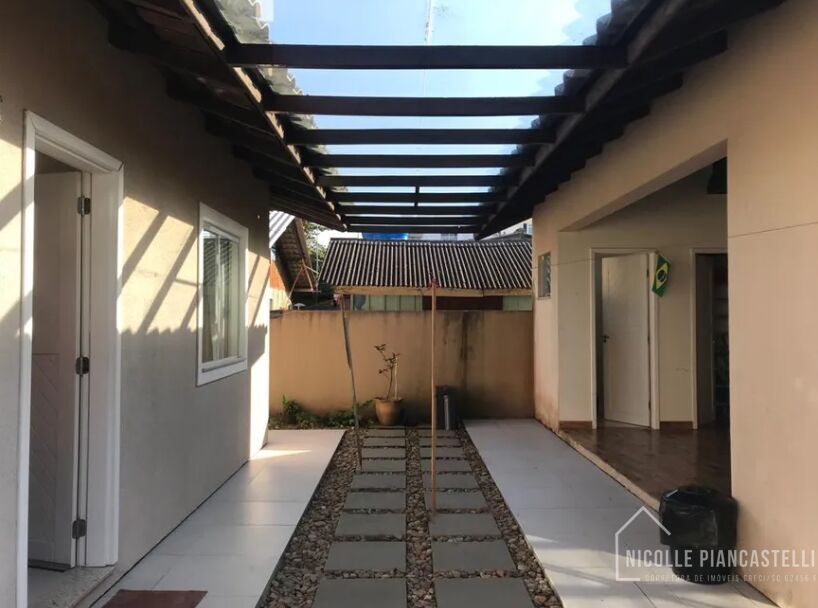 Casa à venda com 3 quartos, 131m² - Foto 6