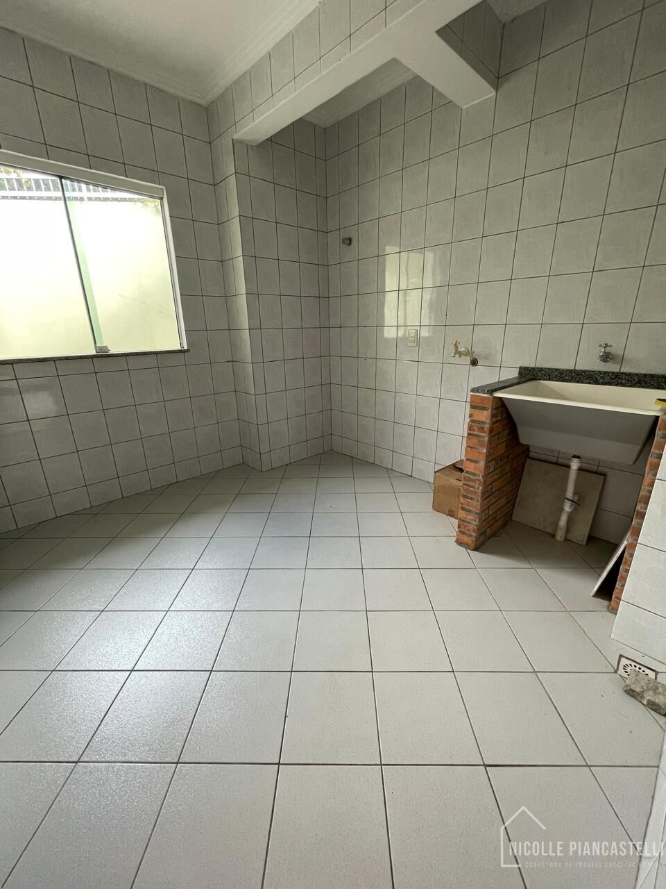 Casa à venda com 3 quartos, 211m² - Foto 16