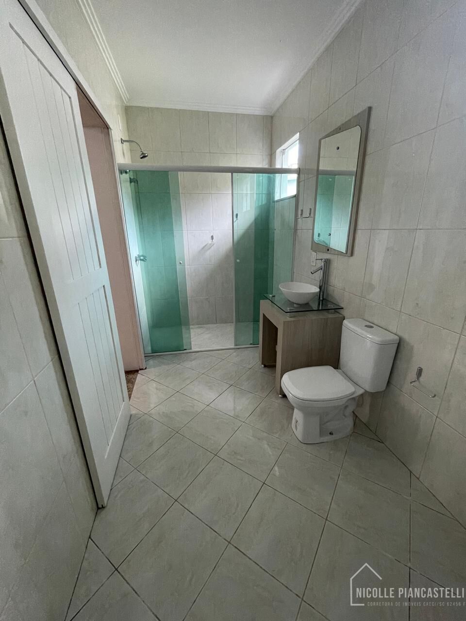 Casa à venda com 3 quartos, 211m² - Foto 10