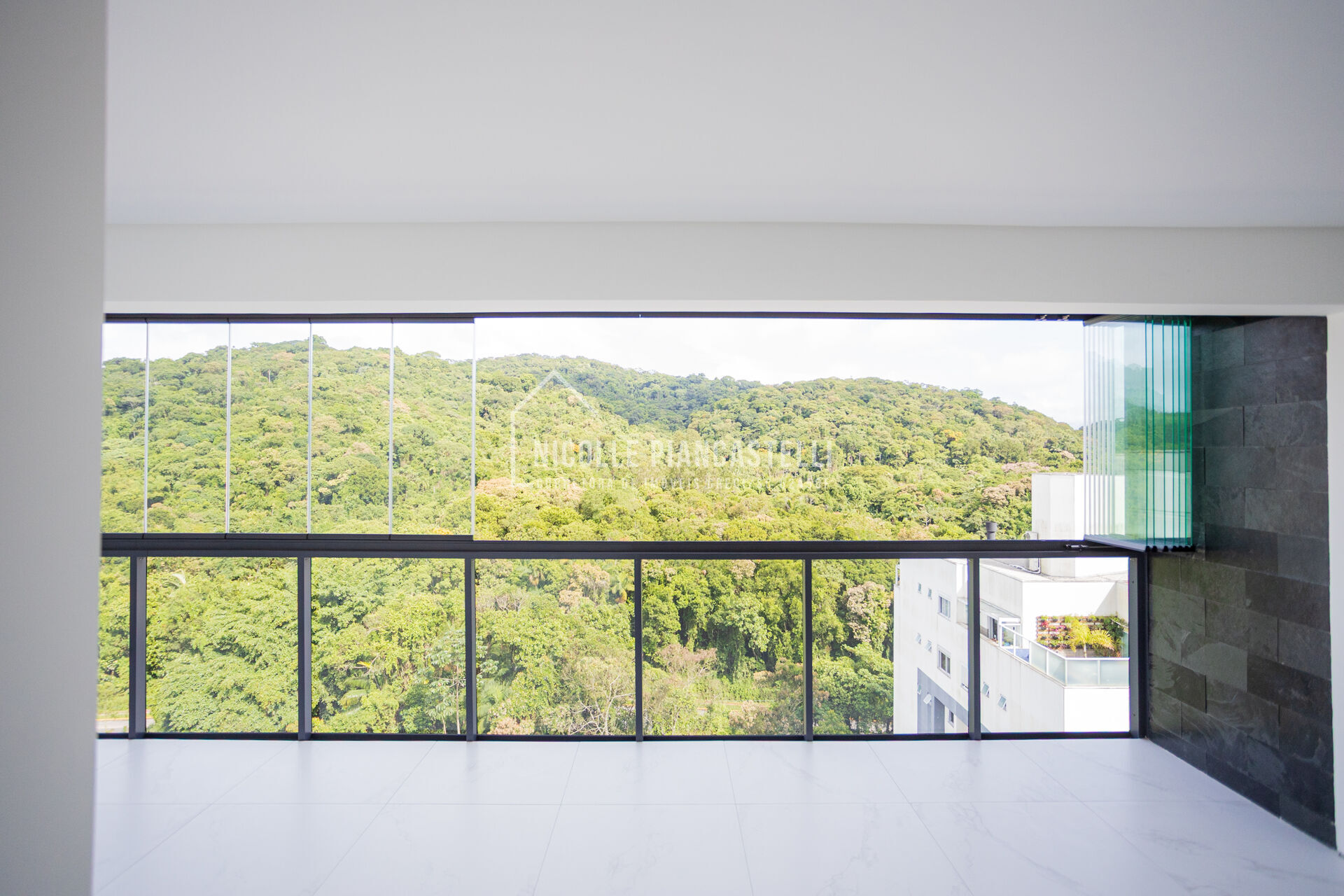 Apartamento, 3 quartos, 126 m² - Foto 1