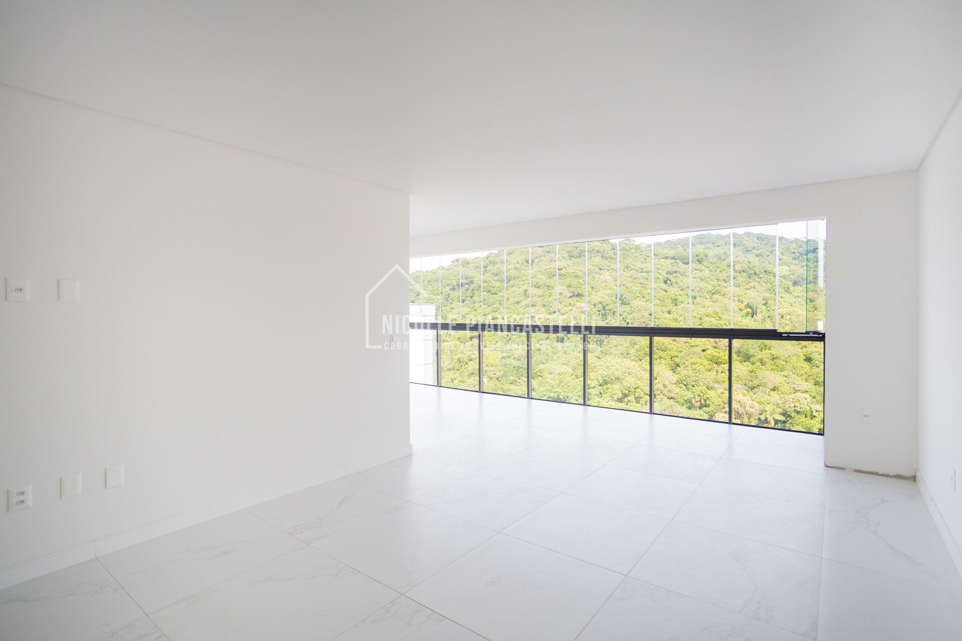 Apartamento, 3 quartos, 126 m² - Foto 2