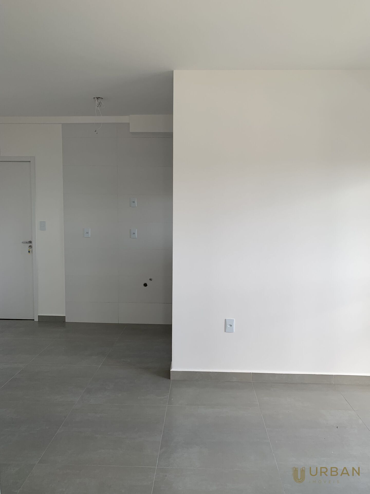 Apartamento à venda com 2 quartos, 52m² - Foto 11