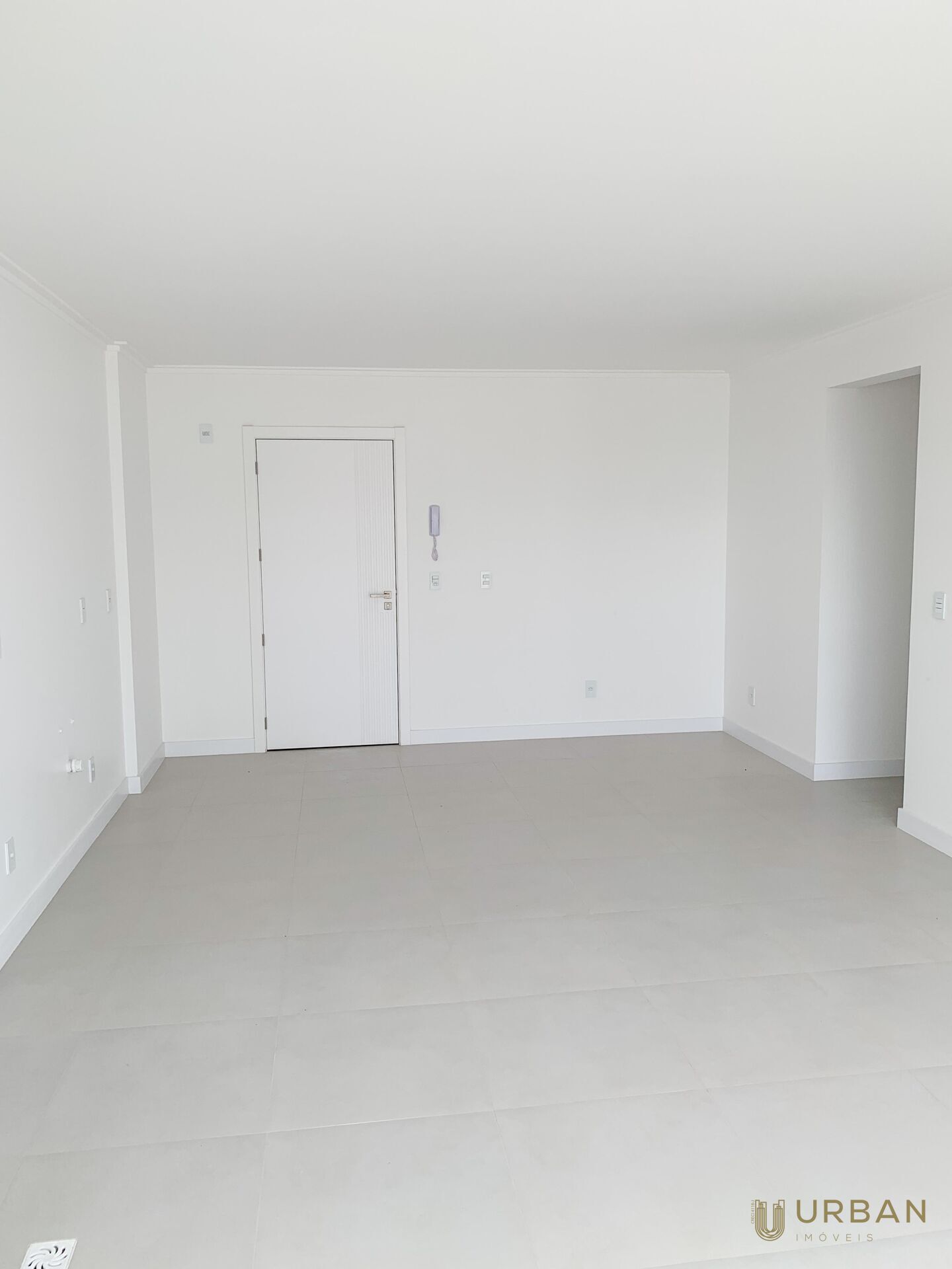 Apartamento à venda com 2 quartos, 62m² - Foto 7