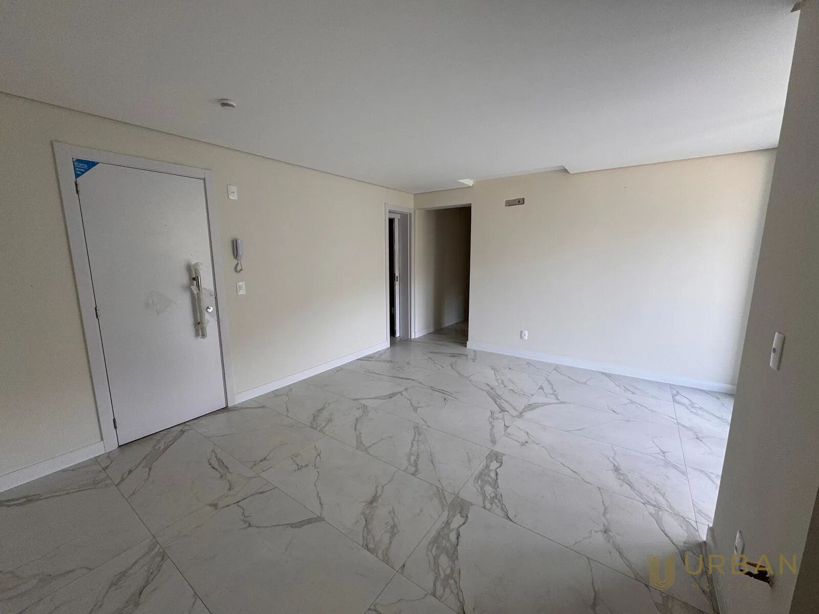 Apartamento à venda com 2 quartos, 72m² - Foto 5