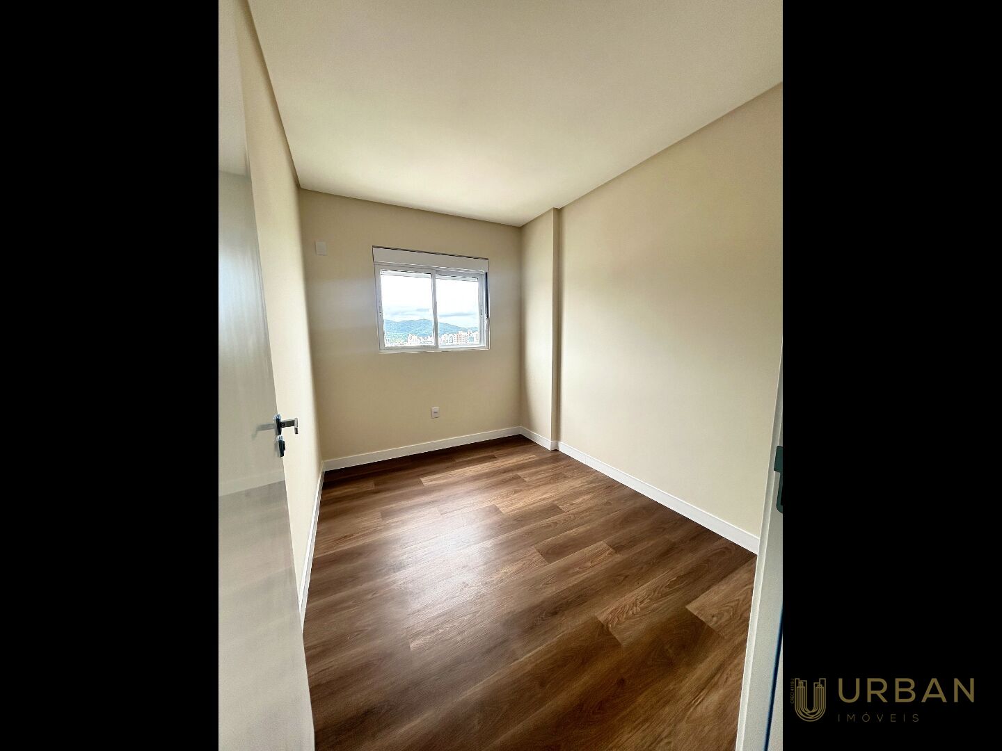 Apartamento à venda com 3 quartos, 82m² - Foto 8