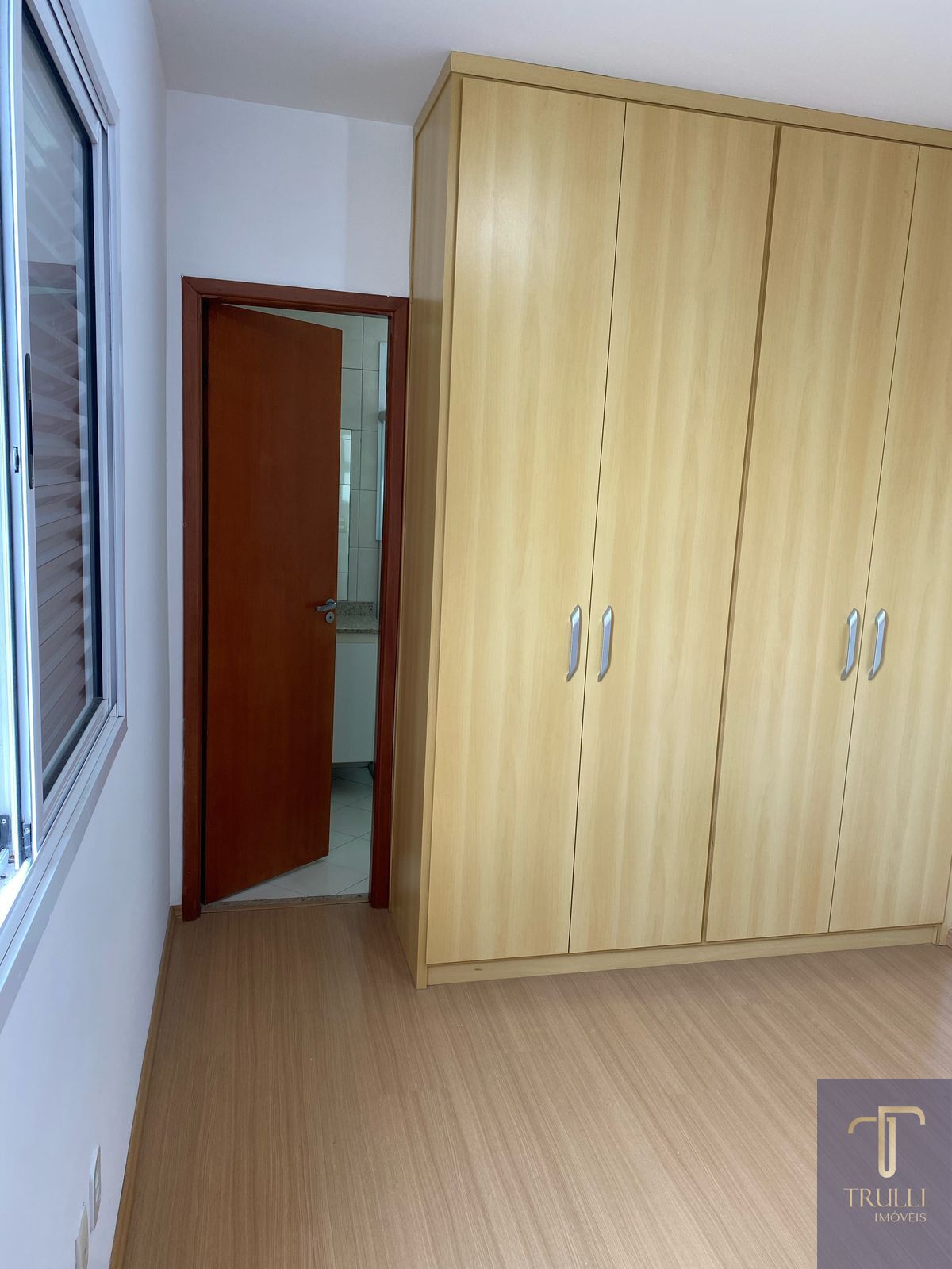 Apartamento para alugar com 3 quartos, 77m² - Foto 12