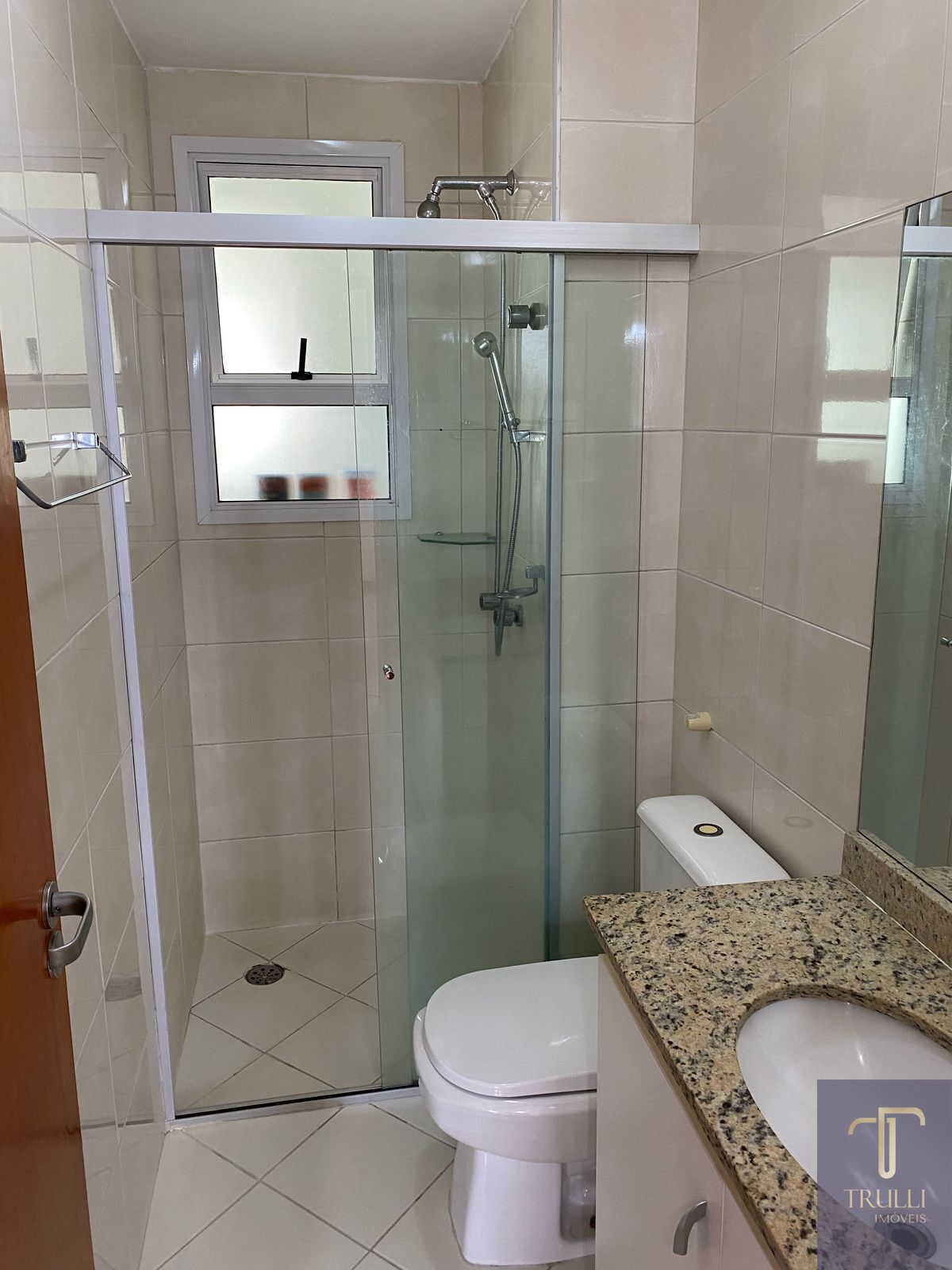 Apartamento para alugar com 3 quartos, 77m² - Foto 14