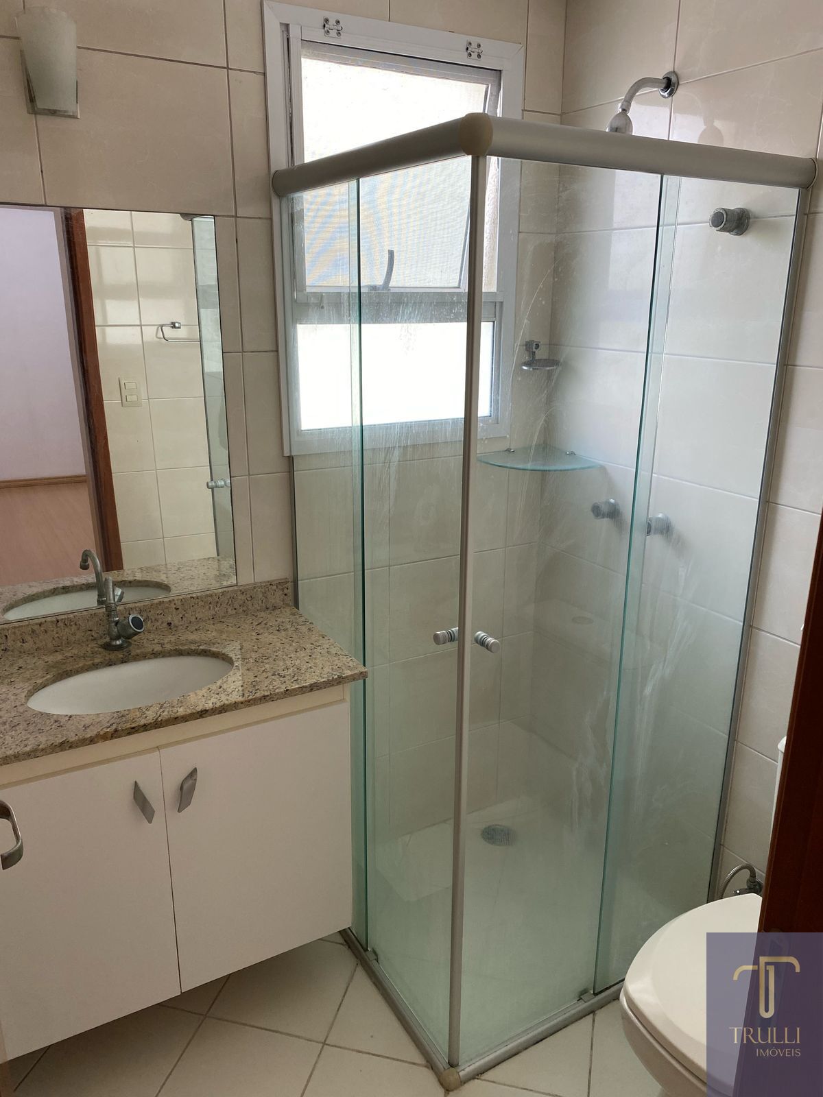 Apartamento para alugar com 3 quartos, 77m² - Foto 11