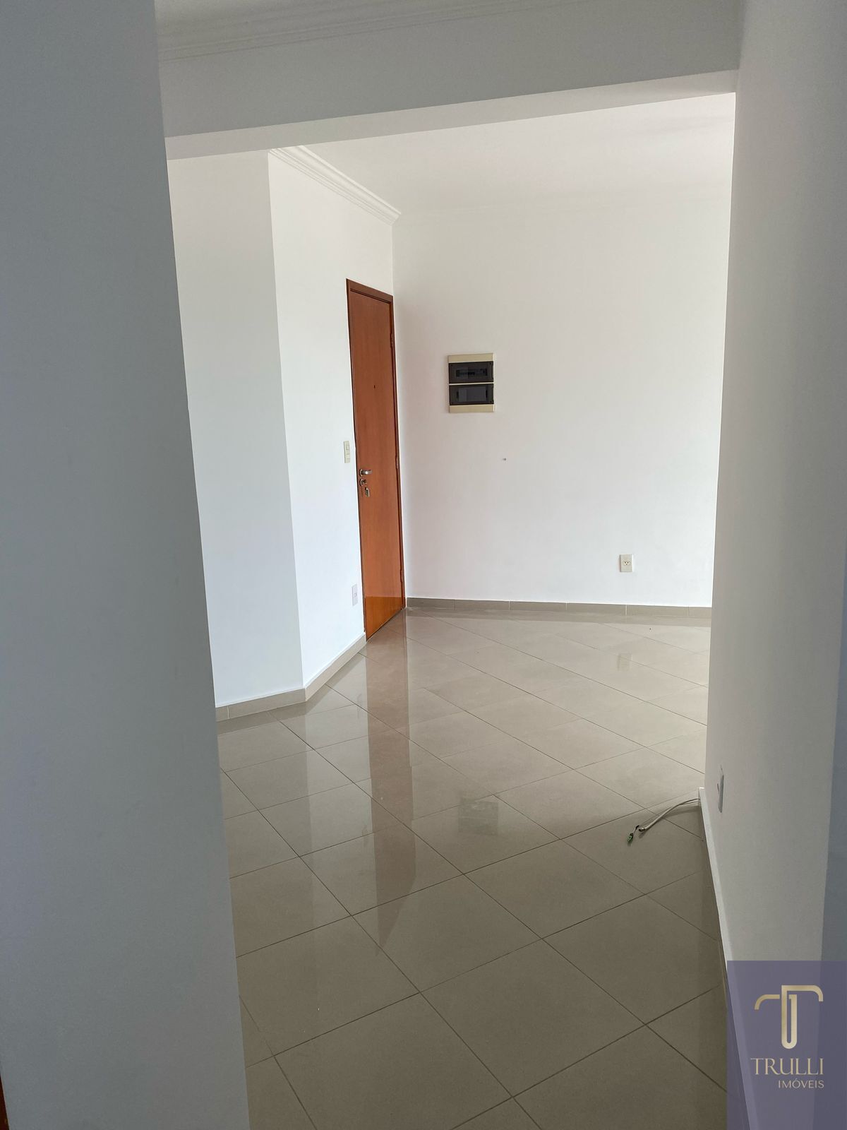 Apartamento para alugar com 3 quartos, 77m² - Foto 4