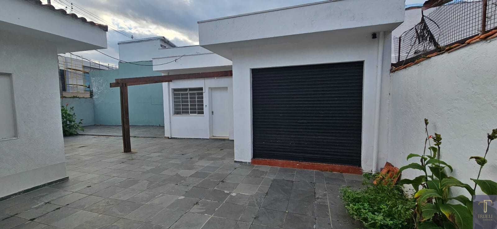 Casa para alugar com 3 quartos, 200m² - Foto 16