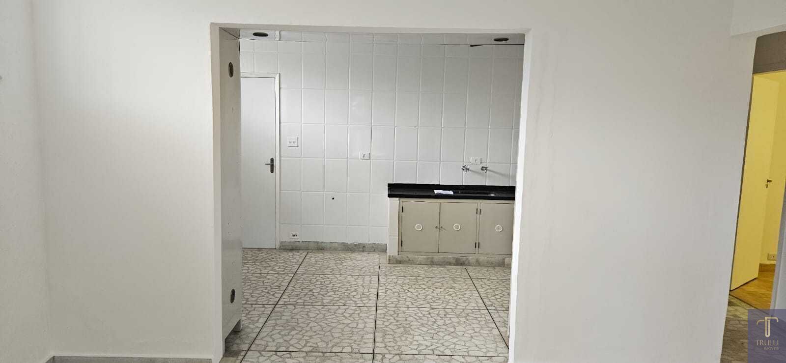 Casa para alugar com 3 quartos, 200m² - Foto 14