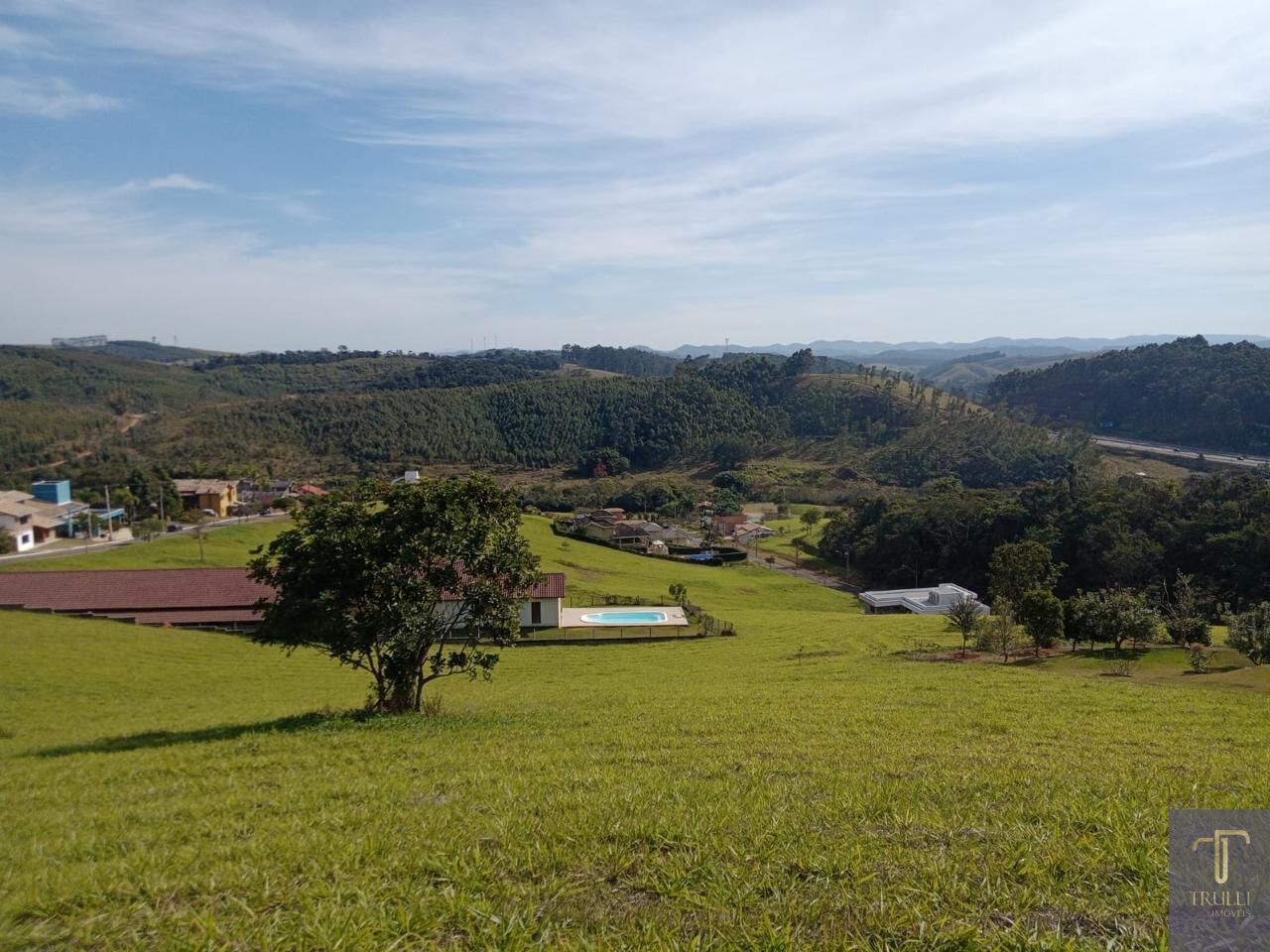 Terreno à venda, 1880m² - Foto 9