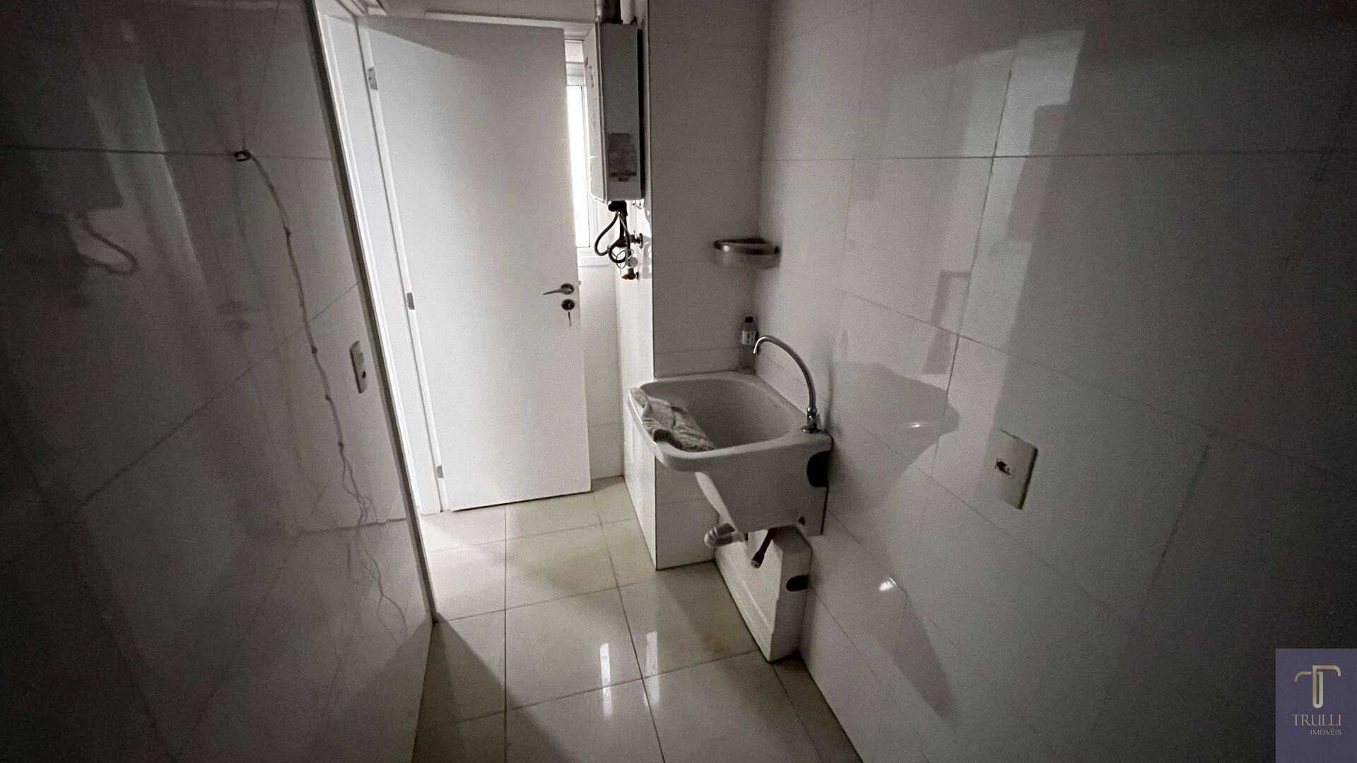 Apartamento à venda com 3 quartos, 90m² - Foto 3