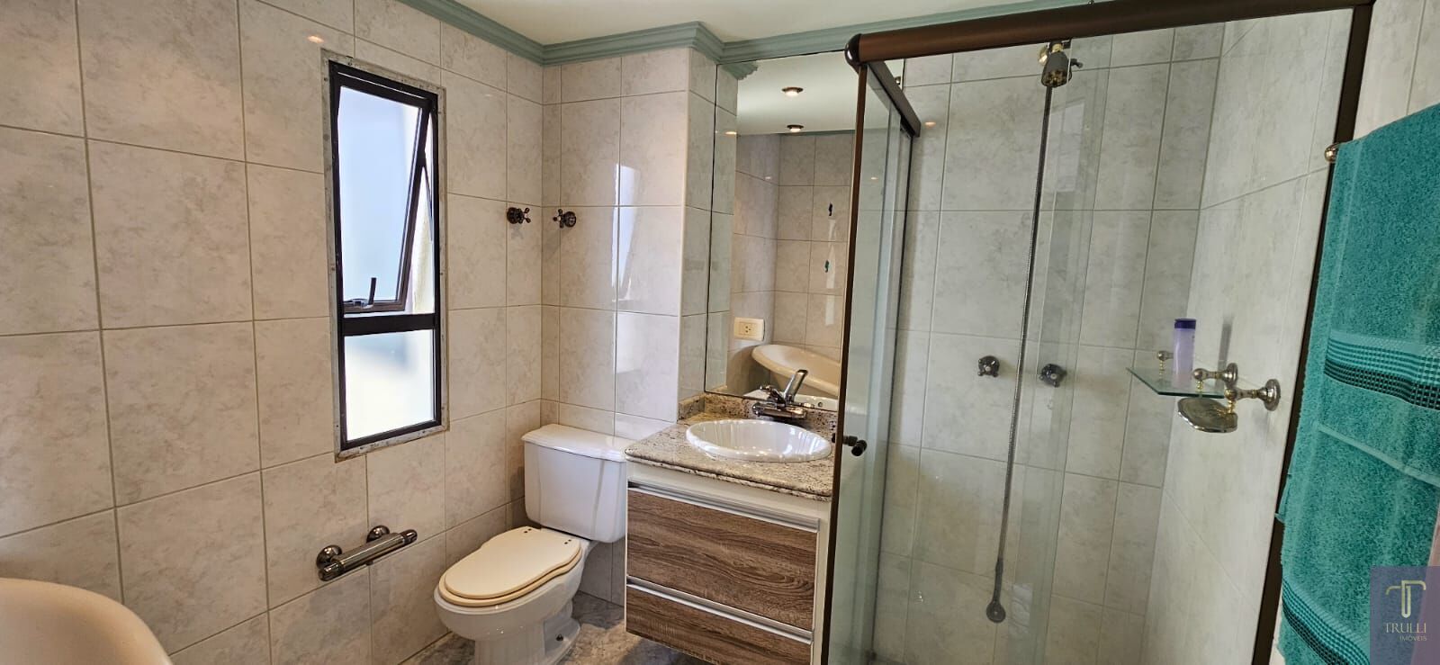 Apartamento à venda com 1 quarto, 70m² - Foto 3