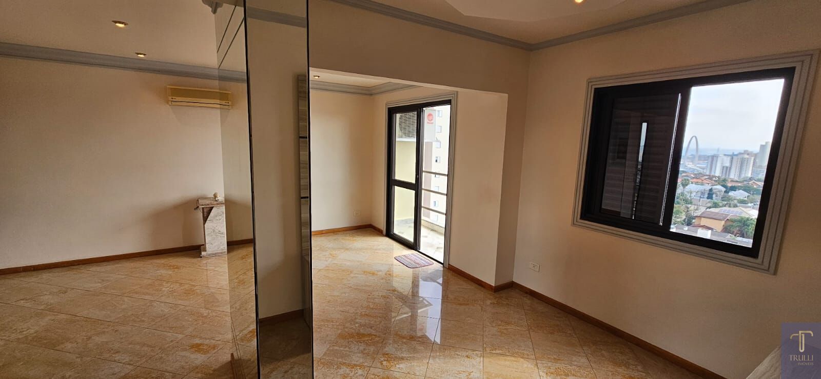 Apartamento à venda com 1 quarto, 70m² - Foto 11