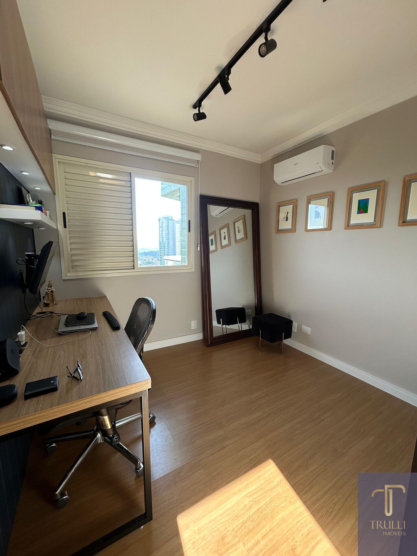 Apartamento à venda com 3 quartos, 105m² - Foto 35