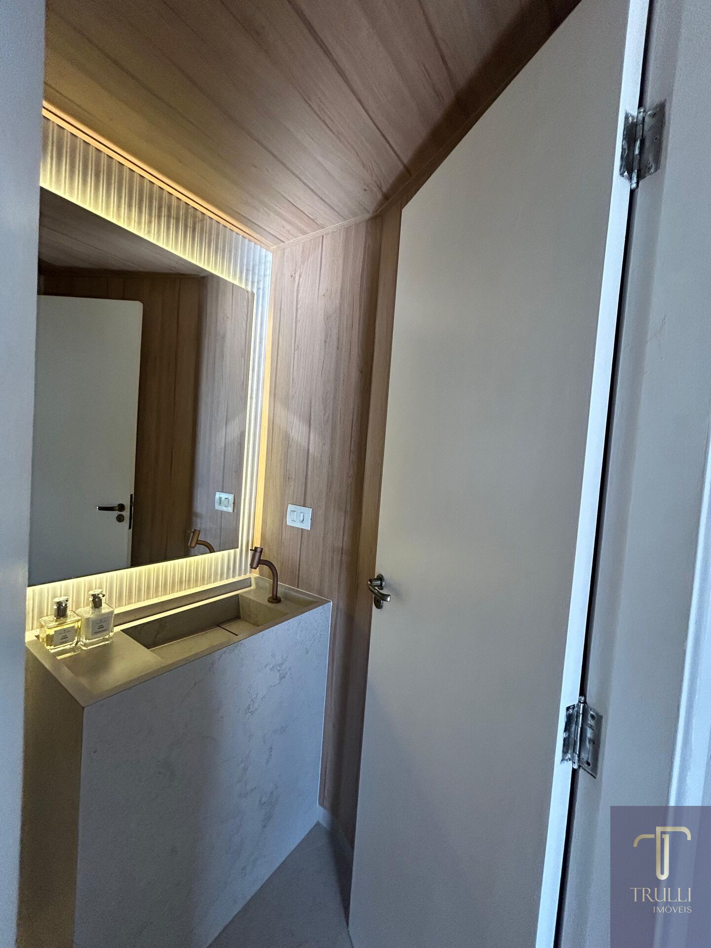 Apartamento à venda com 3 quartos, 105m² - Foto 29
