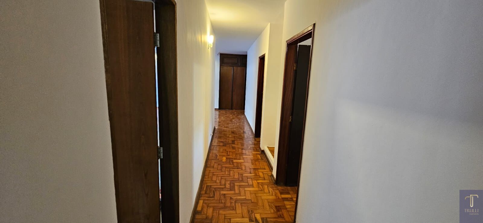 Casa à venda com 3 quartos, 235m² - Foto 6