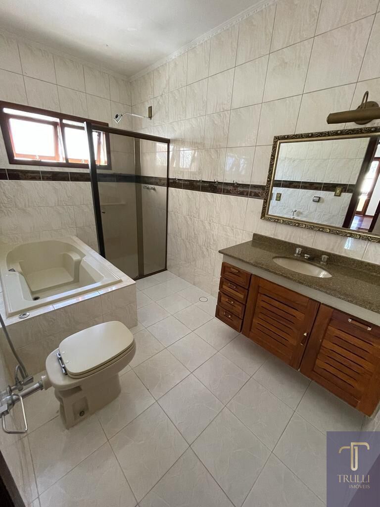 Casa de Condomínio para alugar com 4 quartos, 260m² - Foto 15