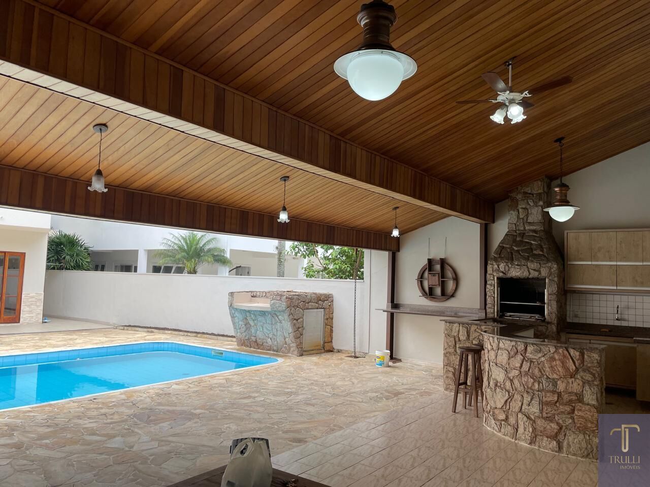 Casa de Condomínio para alugar com 4 quartos, 260m² - Foto 25
